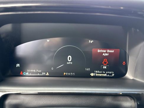 Certified 2021 Lincoln Nautilus FWD w/ Equipment Group 101A image 14