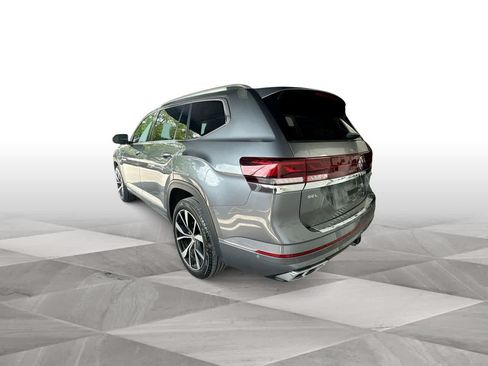 Used 2024 Volkswagen Atlas SEL Premium R-Line AWD/4WD image 6