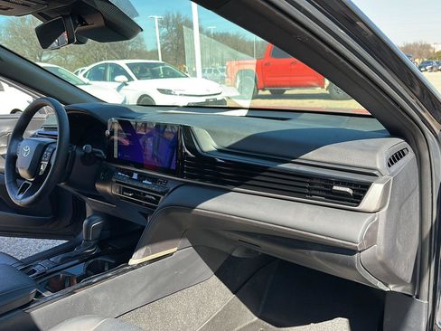 Used 2025 Toyota Camry XSE image 20