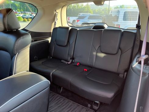 Used 2023 INFINITI QX80 Premium Select w/ Cargo Package AWD/4WD image 11
