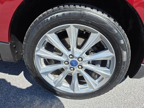 Used 2018 Ford Edge Titanium w/ Equipment Group 301A image 34