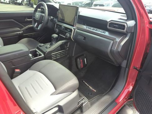 Used 2025 Toyota Tacoma TRD Sport RWD image 32