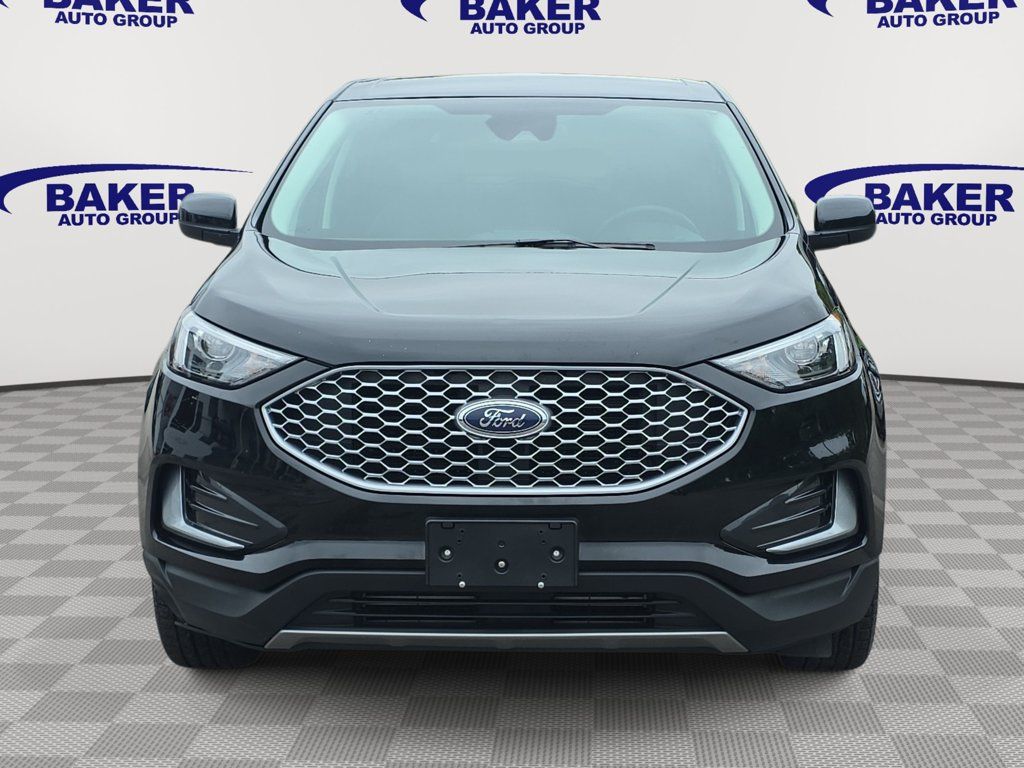 Used 2024 Ford Edge SEL AWD/4WD image 2