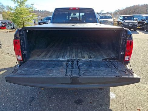 Used 2017 RAM 3500 Big Horn image 31