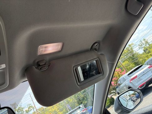Used 2023 Toyota Camry SE FWD image 39