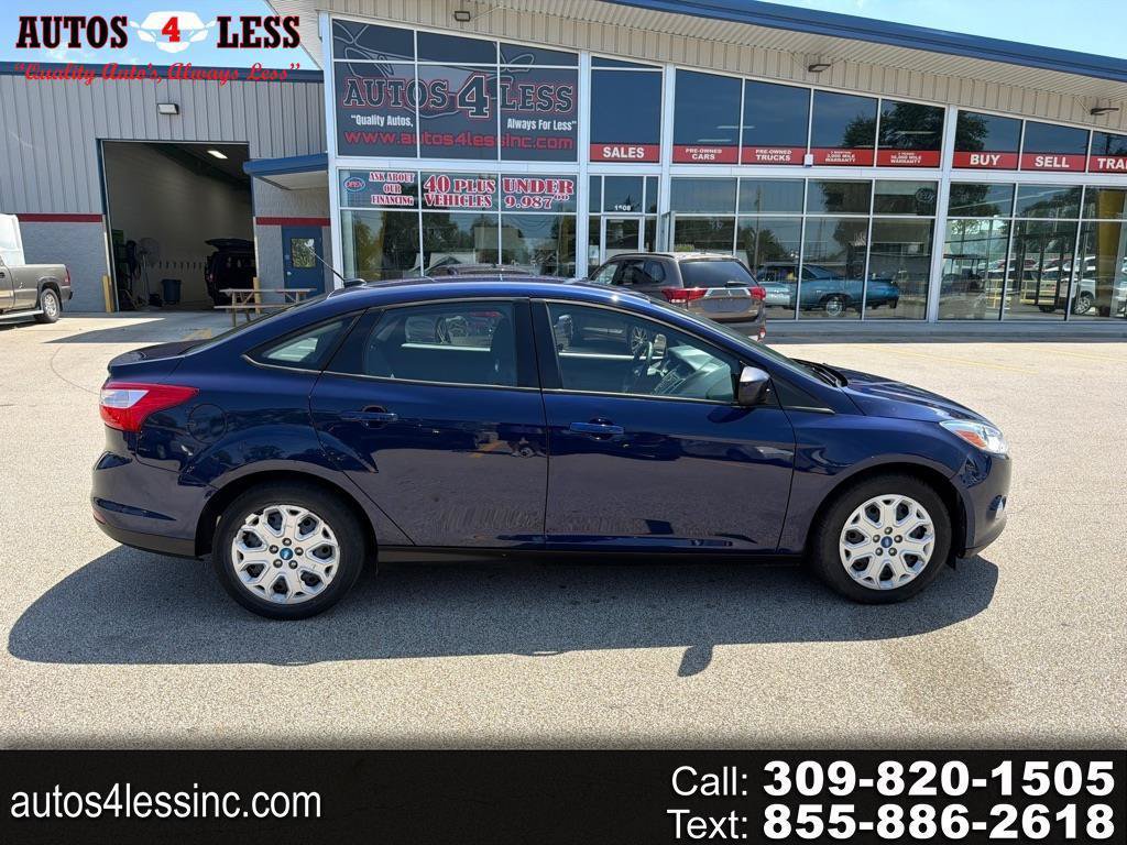 Used 2012 Ford Focus SE FWD image 1