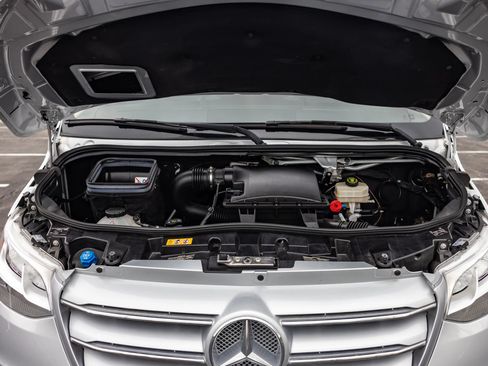 Used 2019 Mercedes-Benz Sprinter 170 w/ Premium Plus Package image 82