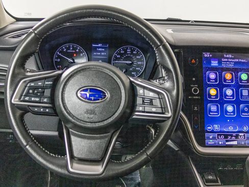 Used 2024 Subaru Outback Premium AWD/4WD image 30