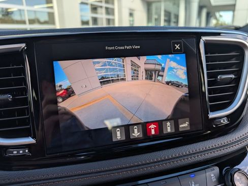 New 2026 Chrysler Pacifica Pinnacle w/ Trailer Tow Group image 29