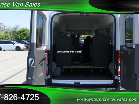 Used 2022 Ford Transit 350 XLT RWD image 12