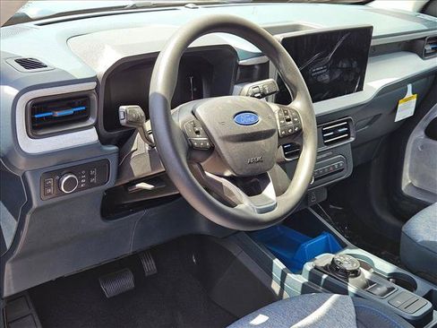 New 2026 Ford Maverick XLT FWD image 3