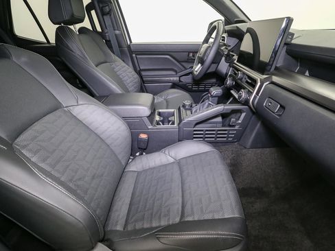 Used 2025 Toyota 4Runner TRD Sport Premium image 17