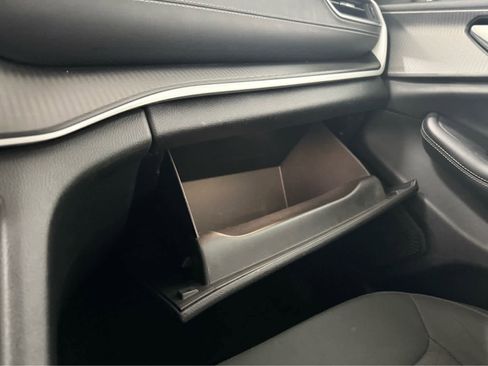 Used 2024 Jeep Grand Cherokee Laredo image 22