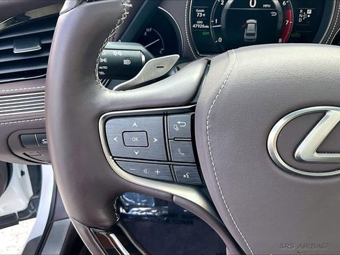 Used 2018 Lexus LS 500 w/ Interior Upgrade Package image 22