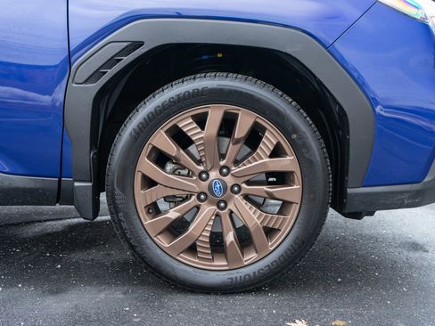 Used 2025 Subaru Forester Sport image 11