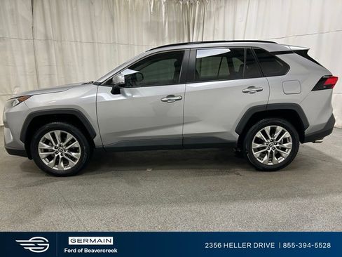 Used 2021 Toyota RAV4 Limited image 5