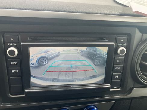 Used 2019 Toyota Tacoma SR w/ SX Package AWD/4WD image 22
