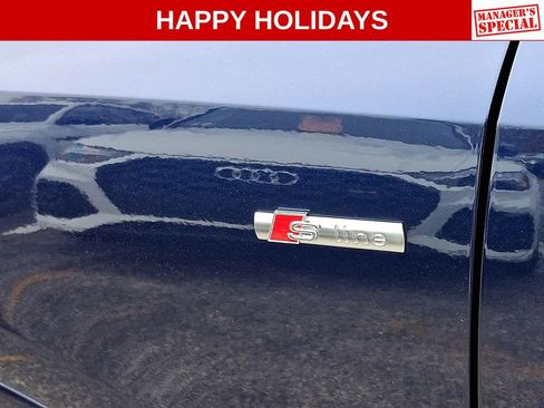 Used 2022 Audi Q3 2.0T Premium w/ Convenience Package image 31