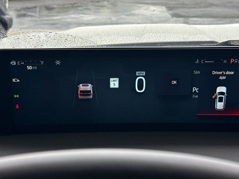 New 2025 Ford Expedition Tremor image 30