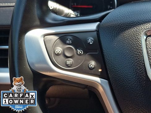 Used 2024 GMC Terrain SLT AWD/4WD image 21