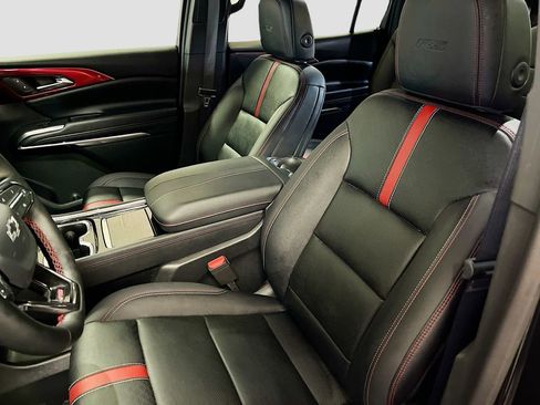 Used 2025 Chevrolet Traverse RS w/ LPO, Floor Liner Package AWD/4WD image 22