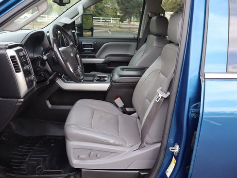 Used 2017 Chevrolet Silverado 2500 LTZ w/ Duramax Plus Package image 19