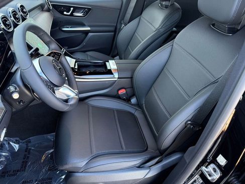 New 2026 Mercedes-Benz GLC 300 image 5