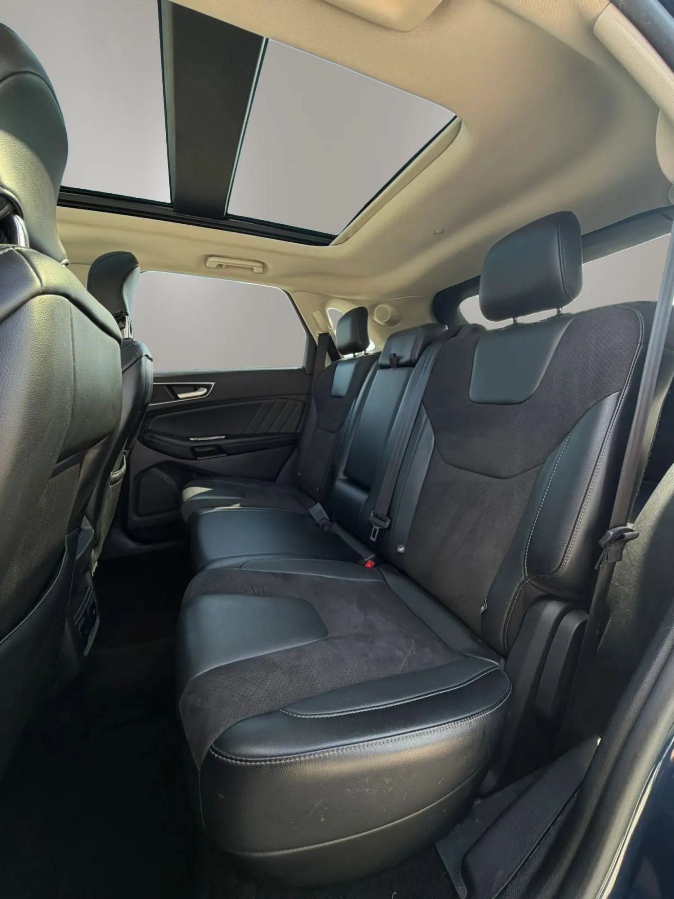 Used 2017 Ford Edge Sport w/ Equipment Group 401A AWD/4WD image 12