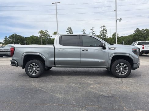 Used 2026 GMC Sierra 1500 AT4 w/ Technology Package AWD/4WD image 13