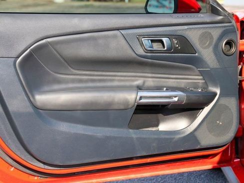 Used 2024 Ford Mustang Premium image 9