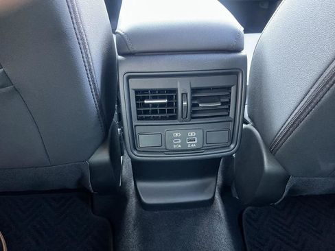 Certified 2026 Subaru Outback Premium w/ Premium/Limited Plus Package AWD/4WD image 23