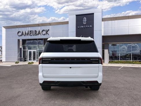New 2026 Lincoln Navigator L Reserve AWD/4WD image 5