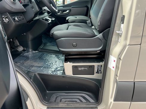 New 2026 Mercedes-Benz Sprinter 2500 image 17