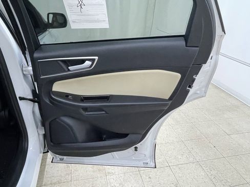 Used 2020 Ford Edge SEL image 13