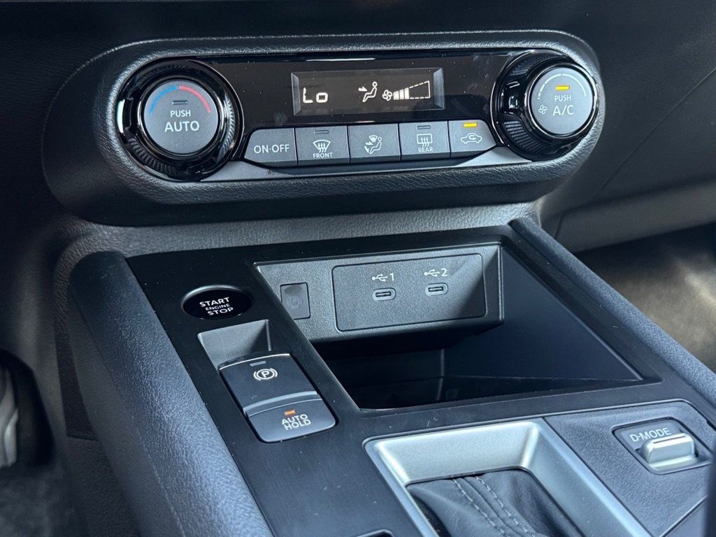 Used 2026 Nissan Kicks SV w/ SV Premium Package FWD image 13