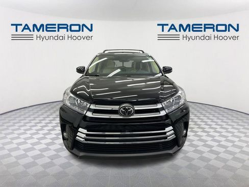 Used 2018 Toyota Highlander Limited Platinum image 6