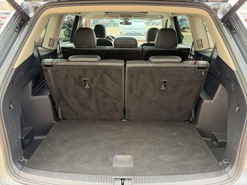 Certified 2025 Volkswagen Atlas SE w/ Panoramic Sunroof Package image 14