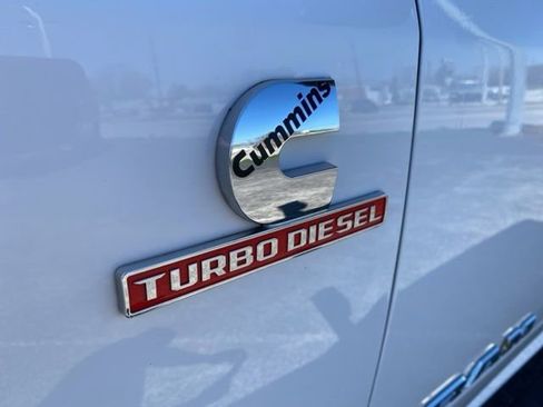 Used 2022 RAM 3500 Big Horn w/ Level C Equiment Group image 10