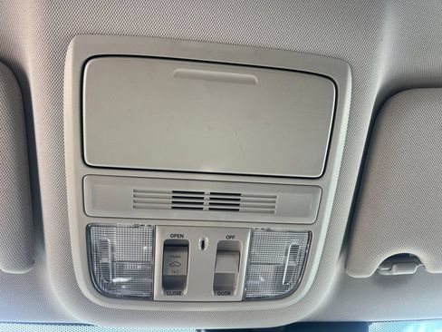 Used 2018 Honda Accord EX image 23
