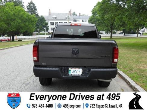 Used 2022 RAM 1500 Warlock AWD/4WD image 4