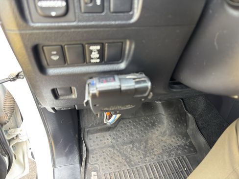 Used 2018 Toyota 4Runner SR5 RWD image 8