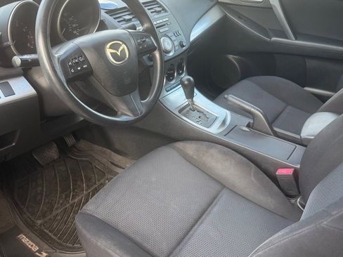 Used 2011 MAZDA MAZDA3 i Touring image 8
