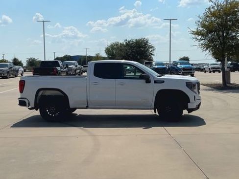 New 2026 GMC Sierra 1500 Elevation image 9