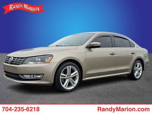 Used 2015 Volkswagen Passat TDI SEL Premium FWD image 1