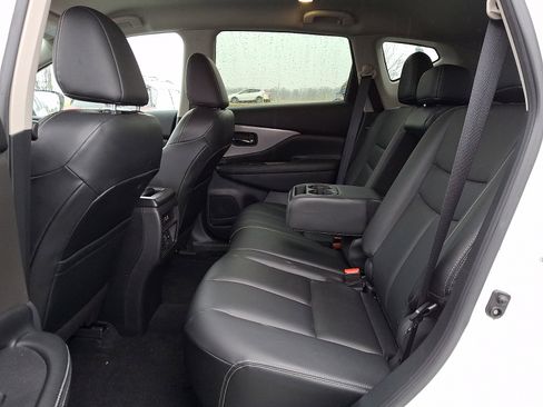 Certified 2024 Nissan Murano SV w/ SV Midnight Edition Package image 11