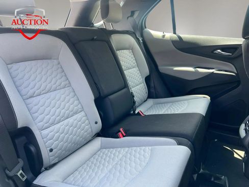 Used 2018 Chevrolet Equinox LS FWD image 22