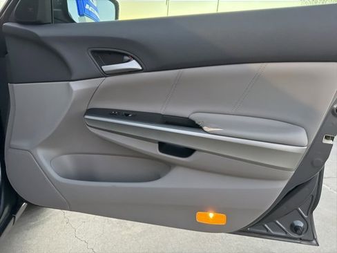 Used 2008 Honda Accord EX-L image 25