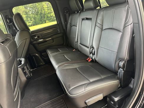 Used 2023 RAM 2500 Limited image 19