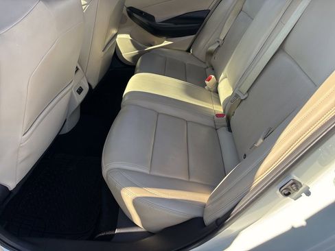 Used 2019 Nissan Maxima 3.5 SL w/ Floor Mat Group FWD image 15