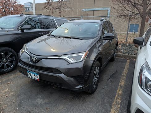 Used 2018 Toyota RAV4 LE w/ All Weather Liner Package image 3
